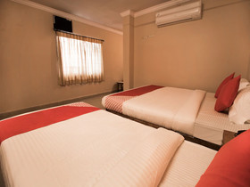 Sri Srinivasa Lodge by OYO Rooms