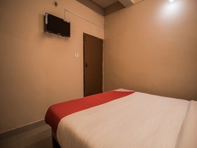 Sri Srinivasa Lodge by OYO Rooms