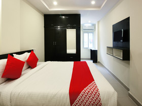 Sri Vinayaka Grand by OYO Rooms