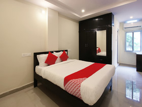 Sri Vinayaka Grand by OYO Rooms