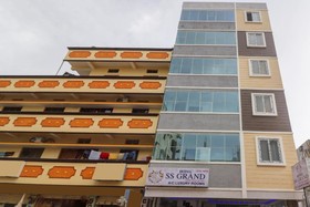 SS Grand by OYO Rooms