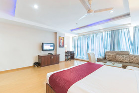 Sunshine Suites