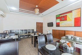 Sunshine Suites