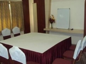 OYO Flagship 983 Hotel Surya Residency