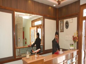 OYO Flagship 983 Hotel Surya Residency