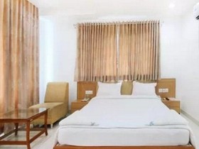 Sybaritic Suites