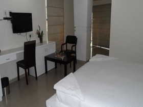 The Crown Hotel
