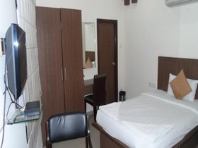 The Crown Hotel