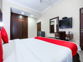 The Down Town Hotel by OYO Rooms