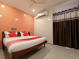 Vishnu Priya Residency By OYO Rooms