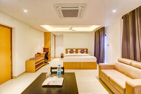 Western Suites By FabHotel