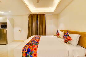Western Suites By FabHotel