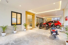 Western Suites By FabHotel