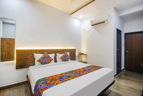 W Grand Suites By Fabhotel