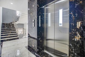 W Grand Suites By Fabhotel