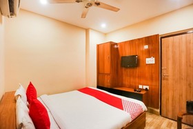 The Pearl by OYO Rooms