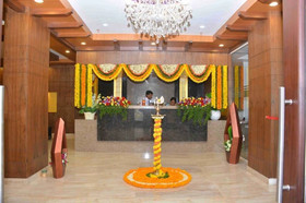 Triguna Clarks Inn