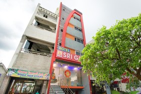 Hotel Sri Grand by OYO Rooms
