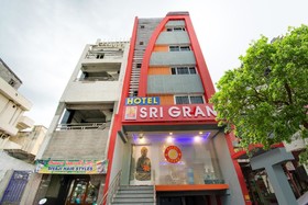 Hotel Sri Grand by OYO Rooms