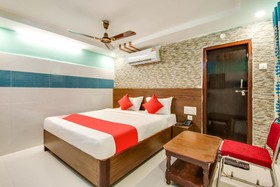 Hotel Sri Grand by OYO Rooms