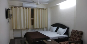 Hotel Sundar by iROOMZ