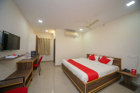 Sri Surya Guest Inn By OYO Rooms