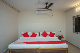 Sri Surya Guest Inn By OYO Rooms
