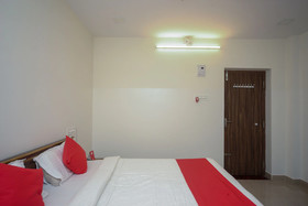 Sri Surya Guest Inn By OYO Rooms