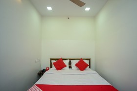 Sri Surya Guest Inn By OYO Rooms