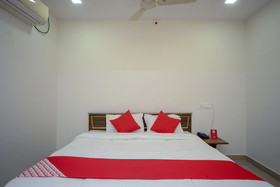 Sri Surya Guest Inn By OYO Rooms
