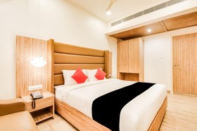 Capital O 62639 Inn The Centre