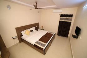 Hotel Bhavani Grand