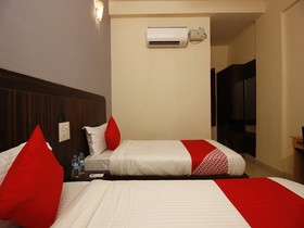Hotel Regal By OYO Rooms