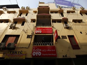 Hotel Regal By OYO Rooms