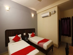 Hotel Regal By OYO Rooms