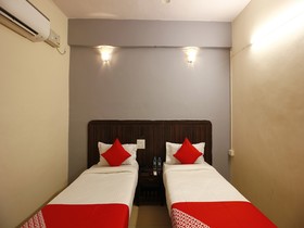 Hotel Regal By OYO Rooms