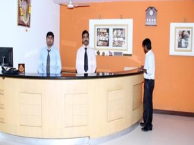 Hotel Urvasi Residency