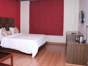 Hotel Urvasi Residency