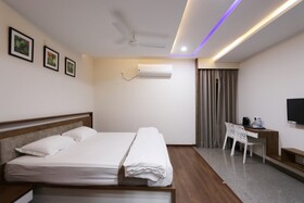 Kranti Inn