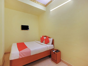Prince Residency by OYO Rooms