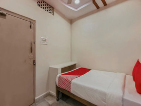 Sri Balaji Lodge By OYO Rooms