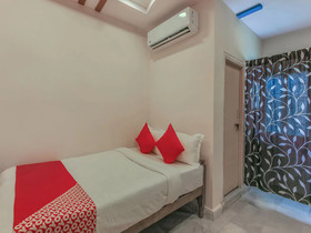 Sri Balaji Lodge By OYO Rooms