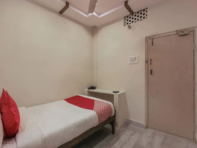 Sri Balaji Lodge By OYO Rooms