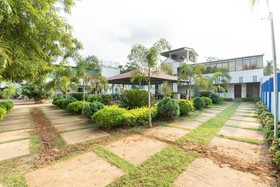 Trupthi Resorts by OYO Rooms