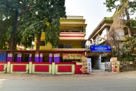OYO 66280 Ruhul's Inn