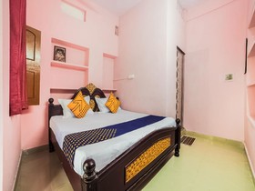 Hotel 'R' Residency by OYO Rooms