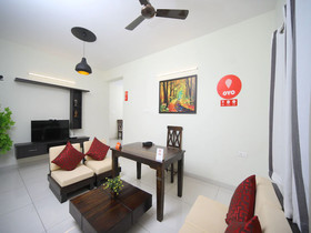 The Lawns By OYO Rooms