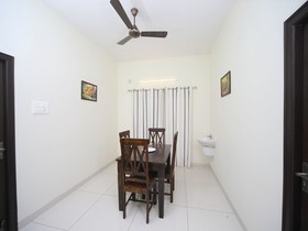 The Lawns By OYO Rooms