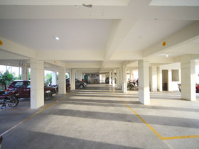 The Lawns By OYO Rooms