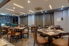 Mkr Regency by OYO Rooms